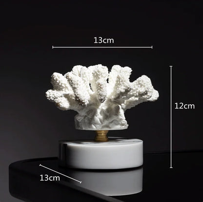 Marble coral sculpture, Isola style, on a marble base