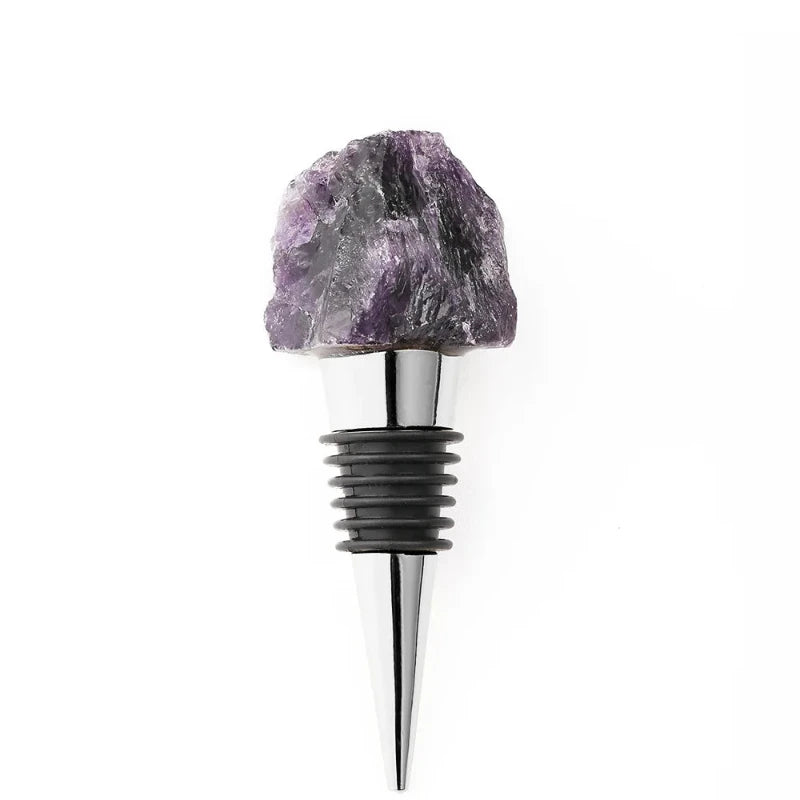 Chic wine stopper featuring a sparkling crystal top, perfect for preserving your favorite wines.