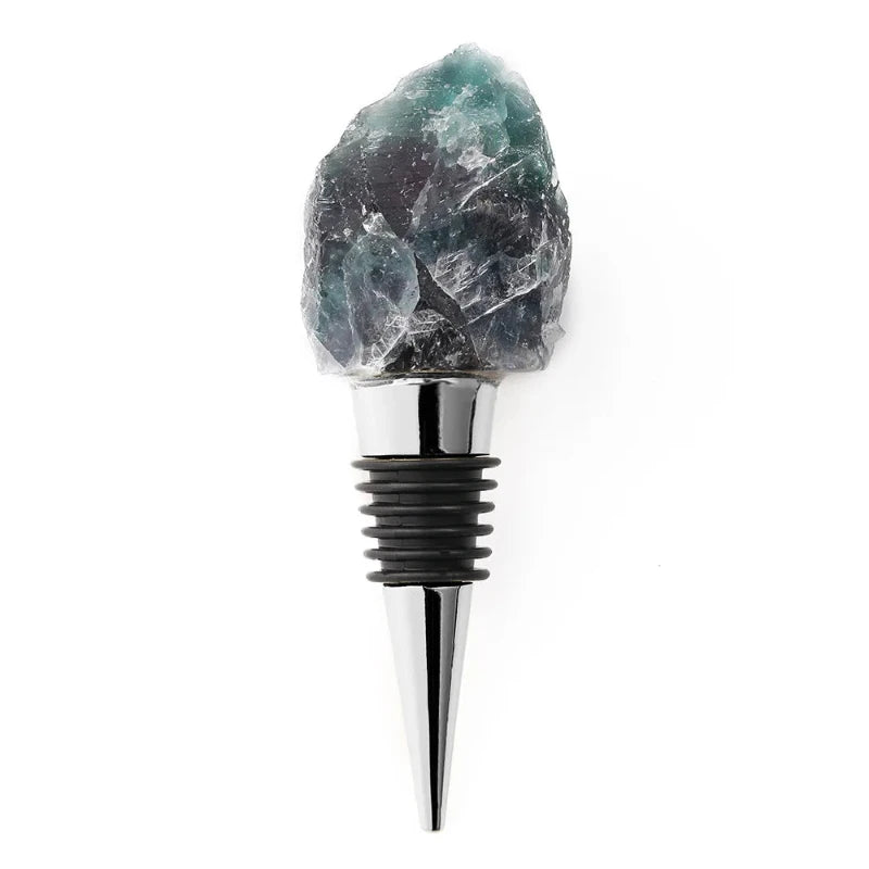 Elegant crystal wine stopper with a faceted design, adding a touch of luxury to your wine bottles.