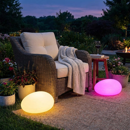 Solar pathway stone displaying multiple colour modes