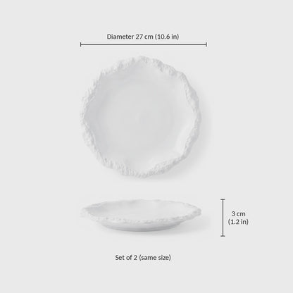 Dimensions graphic of a white ceramic plate with a textured rim, diameter 27 cm or 10.6 in and height 3 cm or 1.2 in, set of 2 in the same size