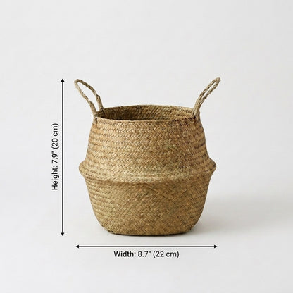 Woven seagrass basket small size dimensions, 7.9 in / 20 cm high and 8.7 in / 22 cm wide, Kiyo Home